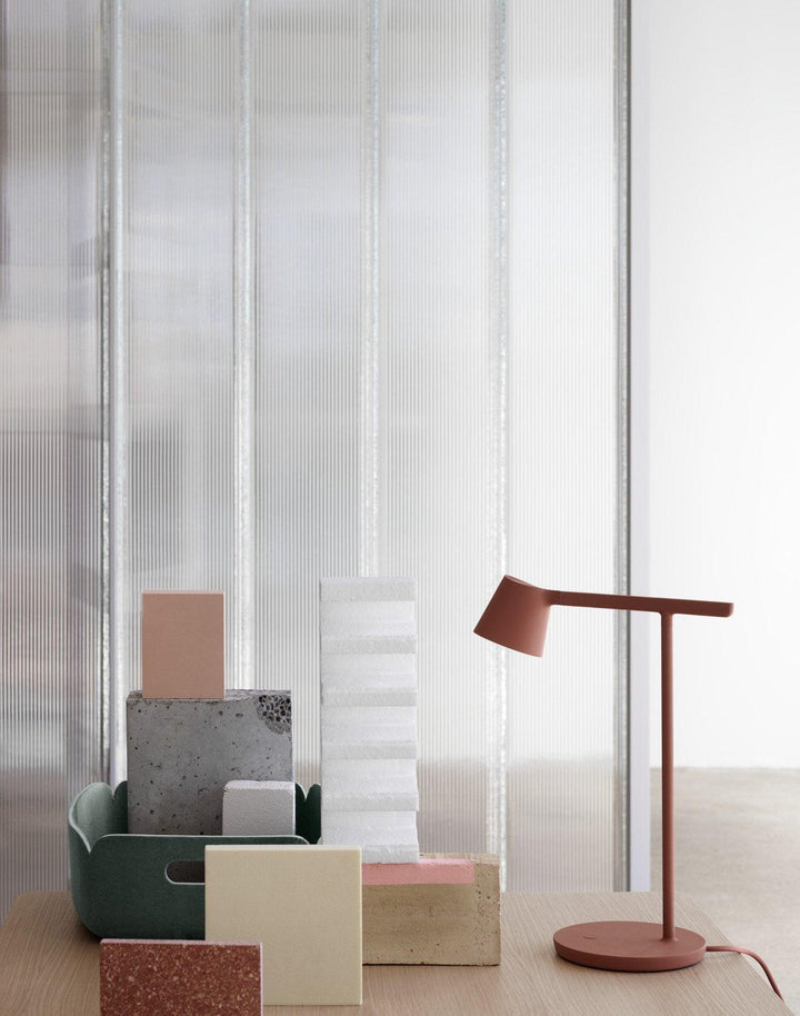 Tip Table Lamp - Modern Desk & Reading Lamp | Vinlighting | Vinlighting | Vinlighting