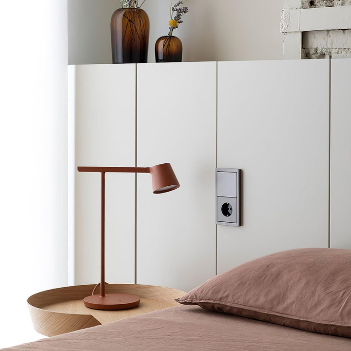 Tip Table Lamp - Modern Desk & Reading Lamp | Vinlighting | Vinlighting | Vinlighting