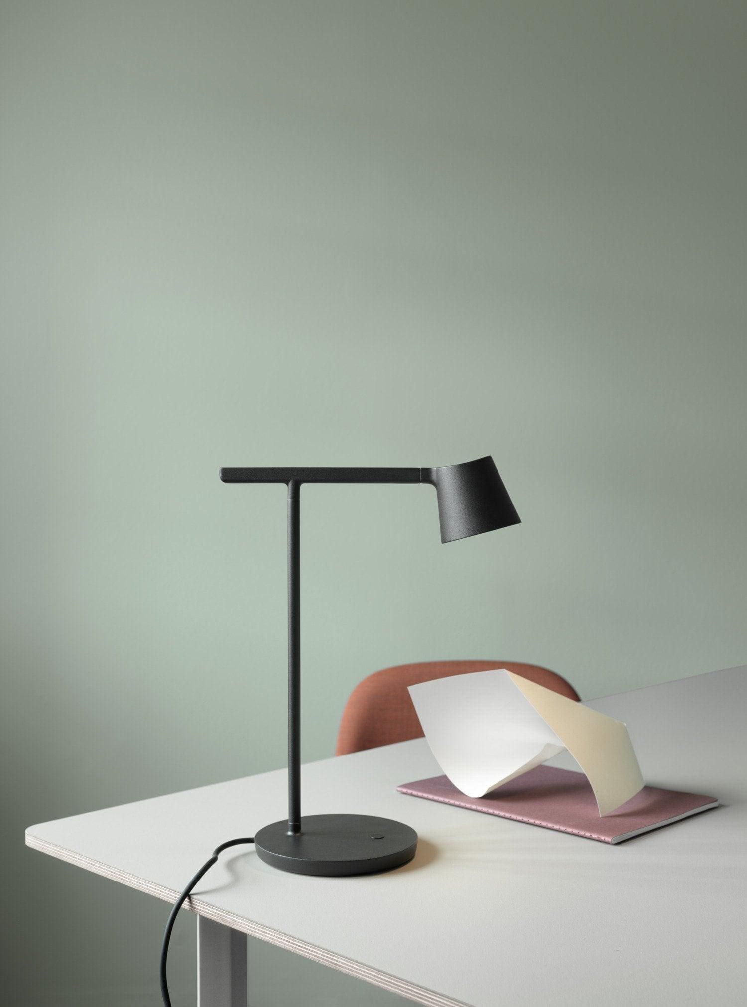 Tip Table Lamp - Vinlighting