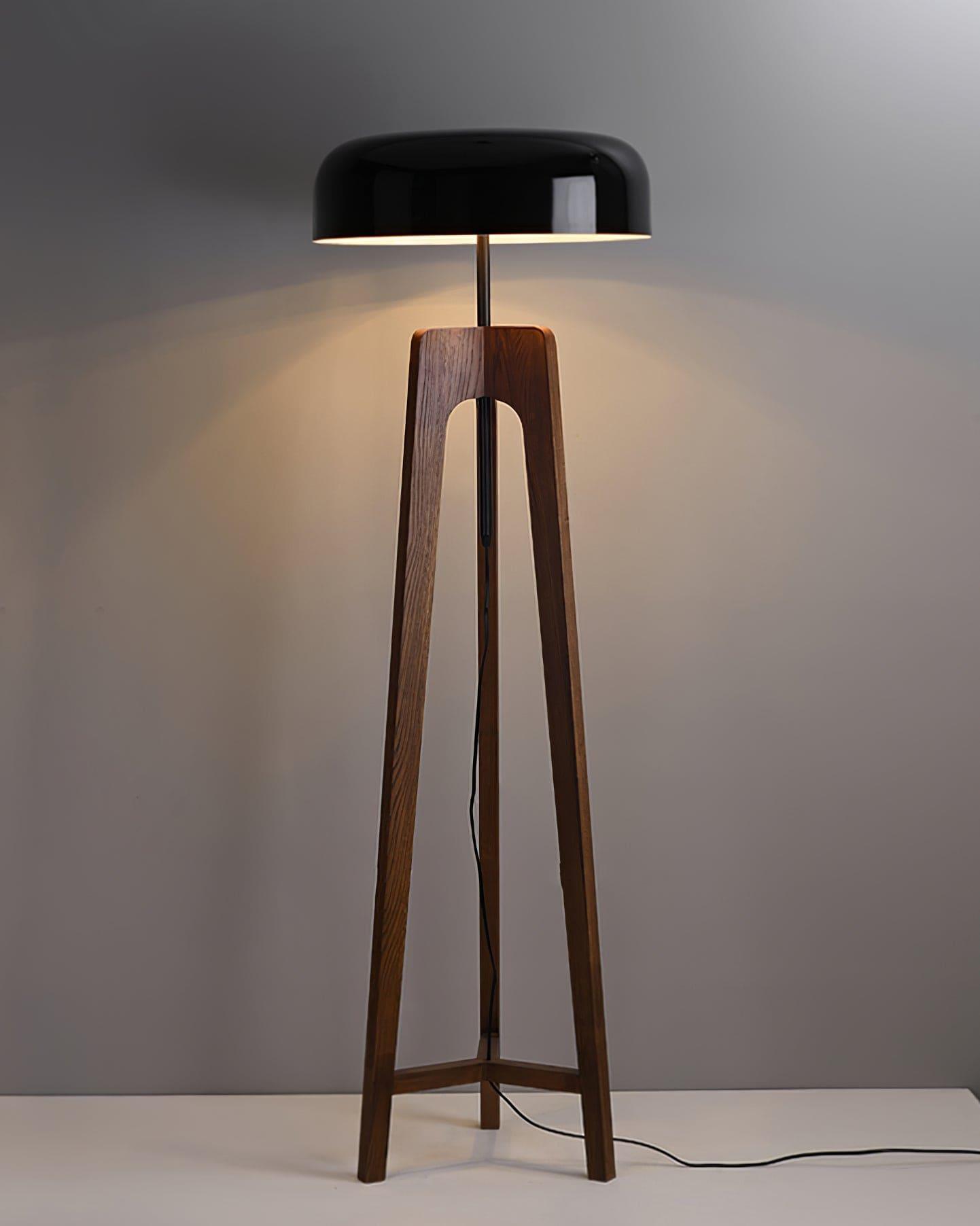 Towa Wood Floor Lamp - Vinlighting