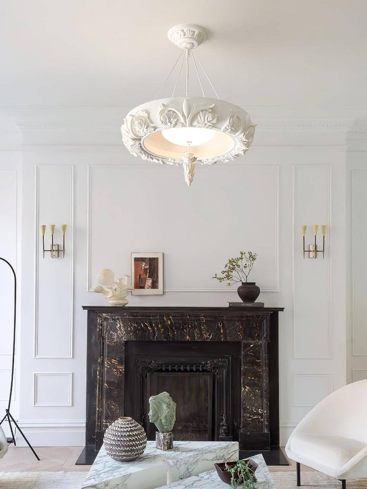 Uvilo Resin Chandelier– French Vintage Resin Dining Pendant
