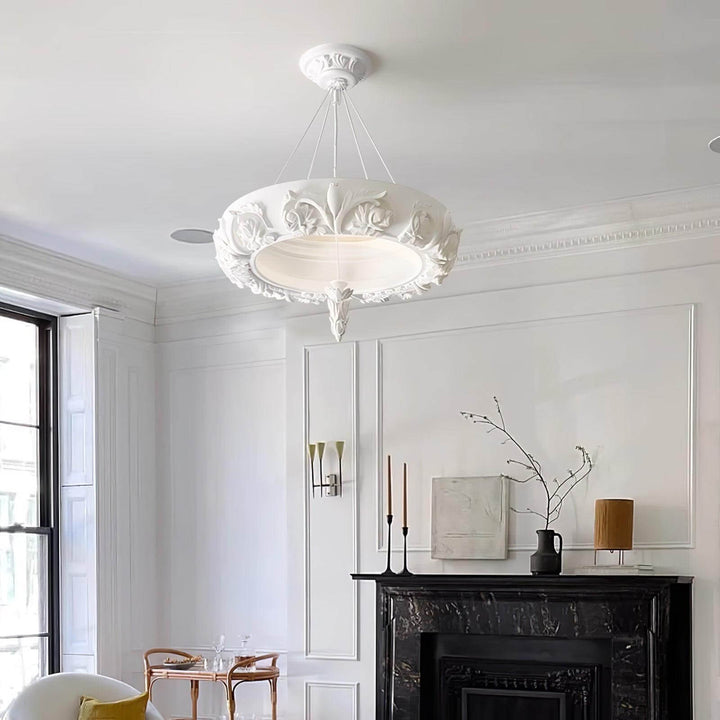 Uvilo Resin Chandelier– French Vintage Resin Dining Pendant