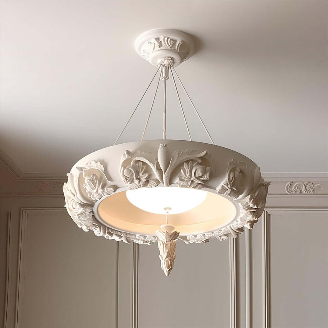 Uvilo Resin Chandelier– French Vintage Resin Dining Pendant