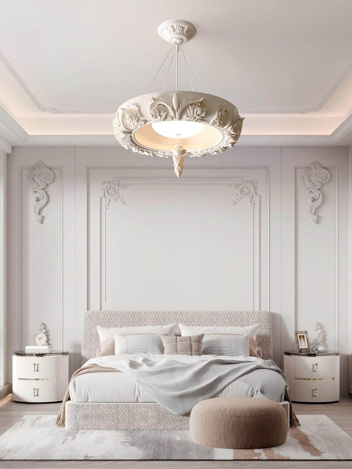 Uvilo Resin Chandelier
