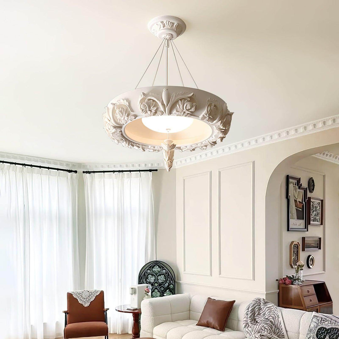 Uvilo Resin Chandelier