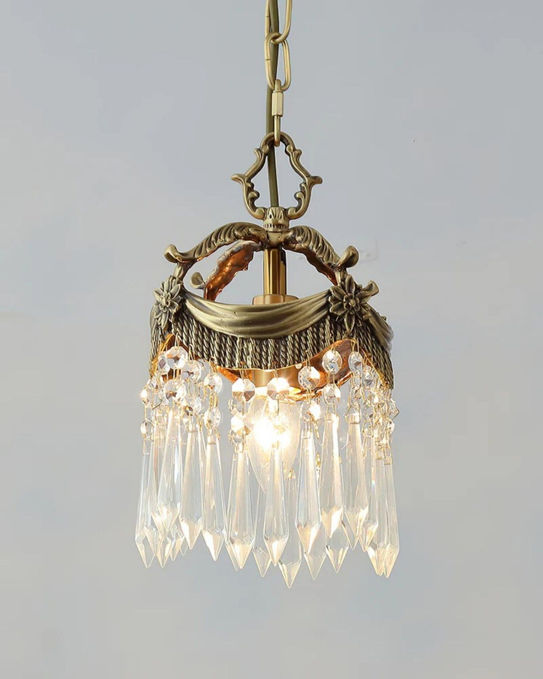 Vacarro Pendant Lamp – Crystal Brass Light for Dining Area | Vinlighting