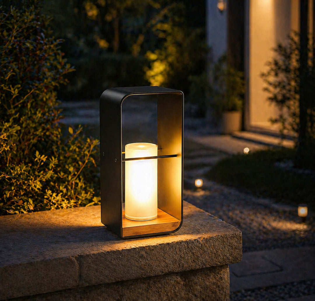 Vaelo Outdoor Floor Lamp - Modern Minimalist LED Park Light