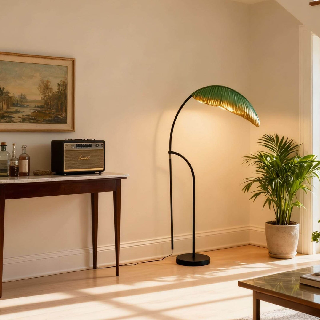 Veluma Floor Lamp