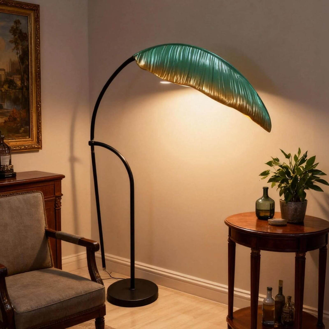 Veluma Floor Lamp