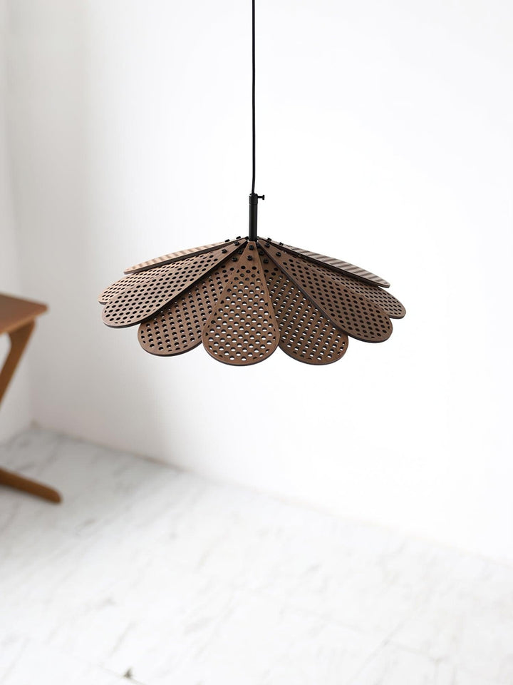 Vendra Pendant Light for Dining Room – Wabi-Sabi Wood Style
