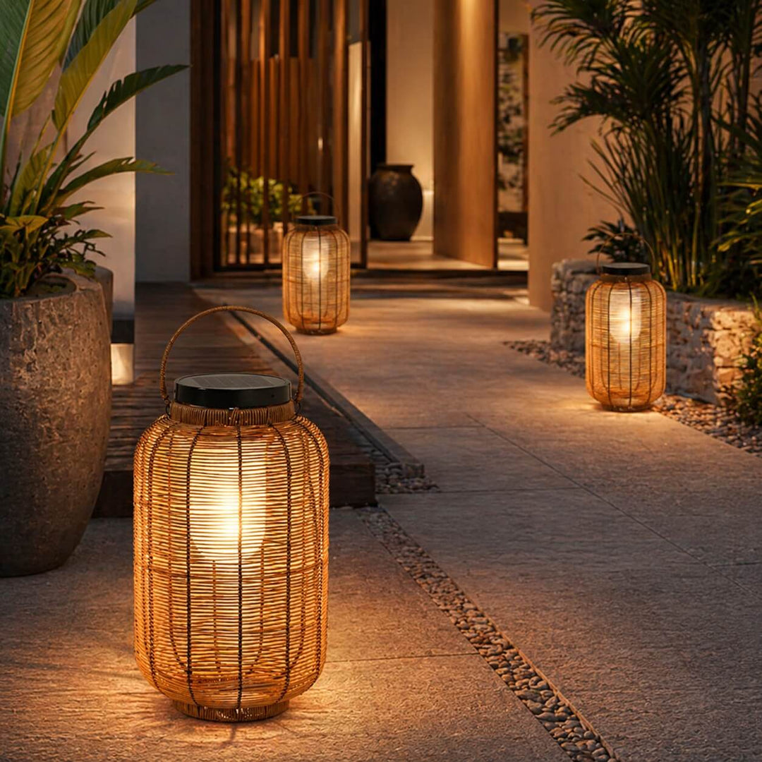 Veylora Solar Floor Lamp - Solar Lantern Outdoor Lighting