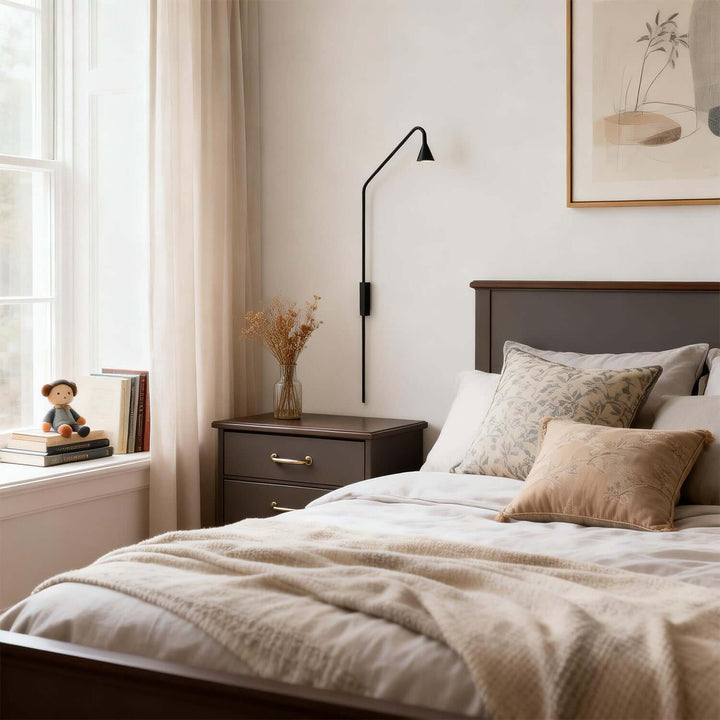Veyra Wall Light – Industrial Minimal Bedside Sconces