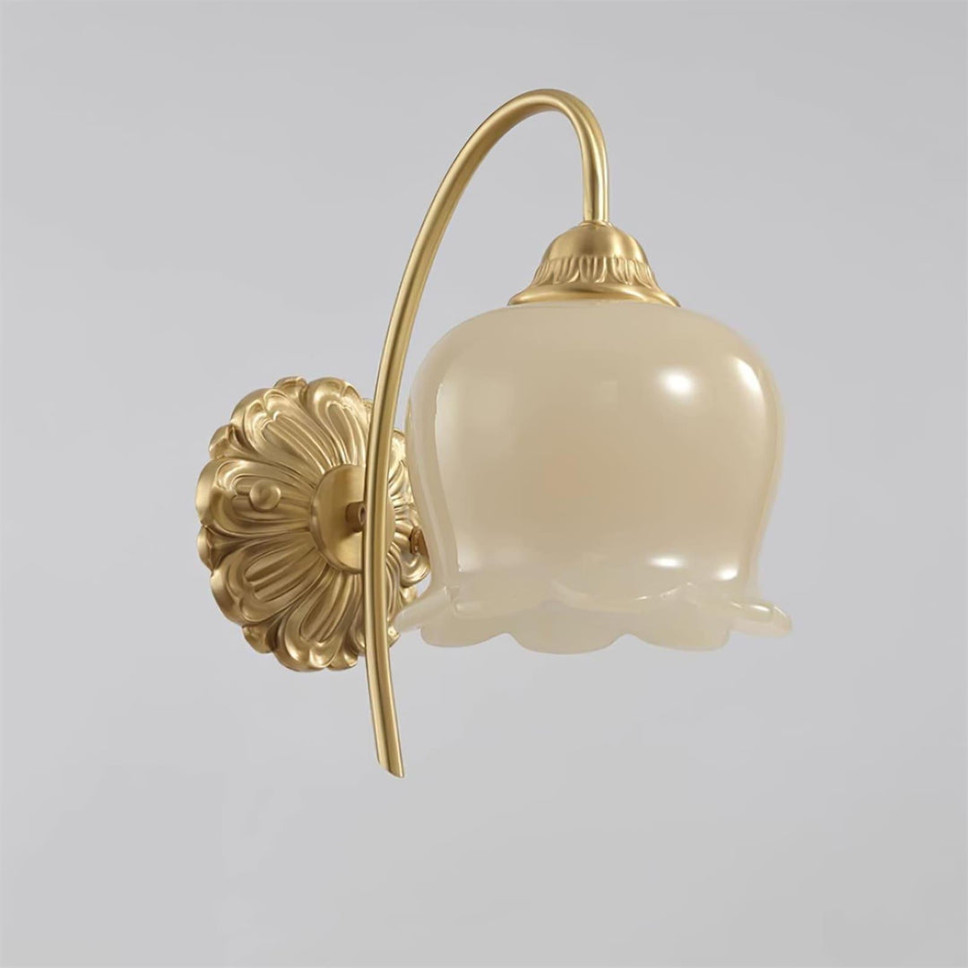 Vintage Mia Wall Lamp - Brass Art Deco Sconce | Vinlighting | Vinlighting