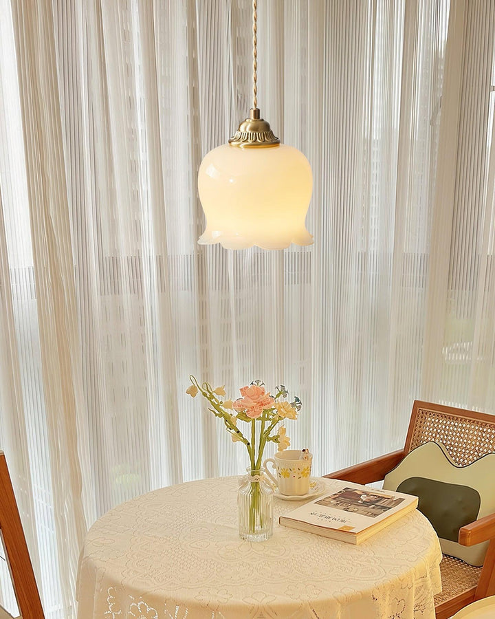 Vintage Mini Resin Pendant Light - Brass Hanging Flower for Bathroom | Vinlighting | Vinlighting