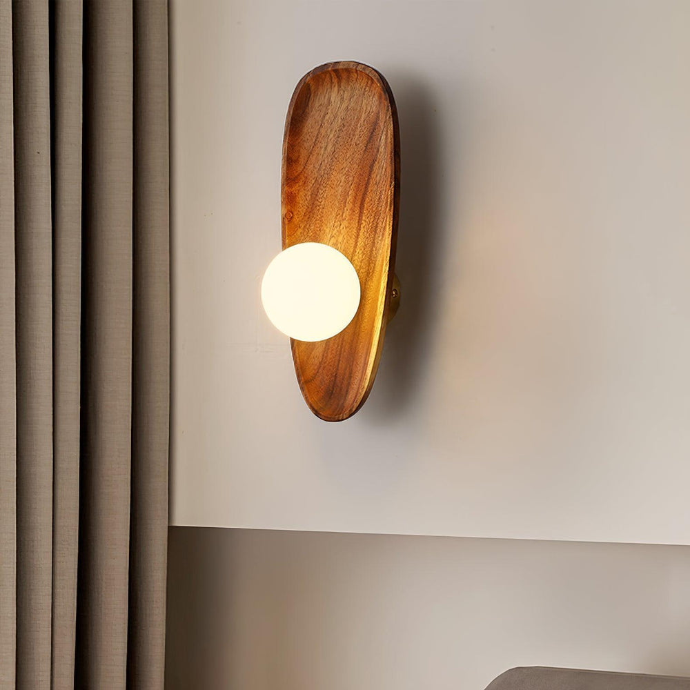 Vintage Wood Eivor Wall Lamp | Decorative Bedside & Bathroom Sconce | Vinlighting | Vinlighting