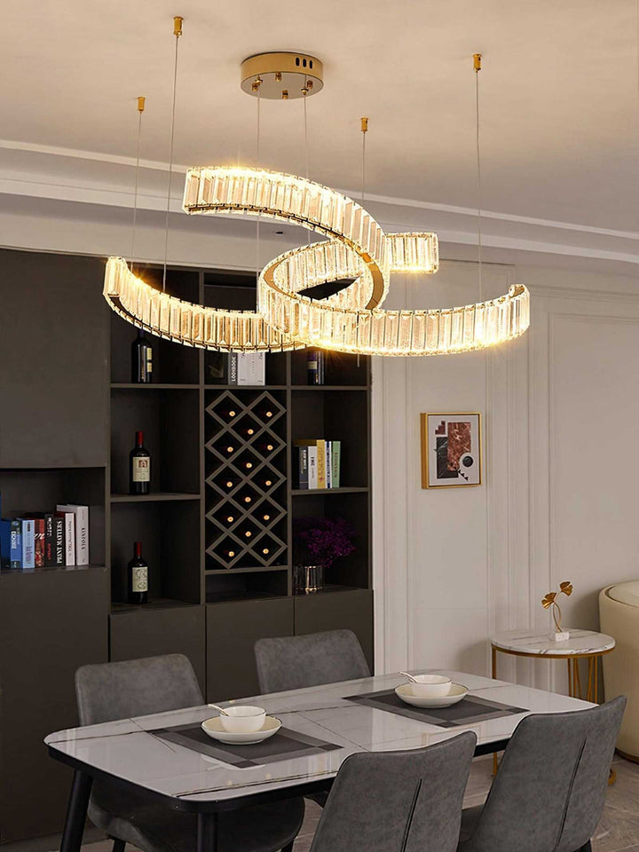 Vortex Chandelier – Gold & Crystal Elegance for Timeless Luxury | Vinlighting | Vinlighting