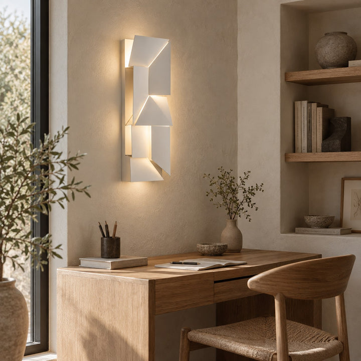 Wall Shadows Wall Lamp