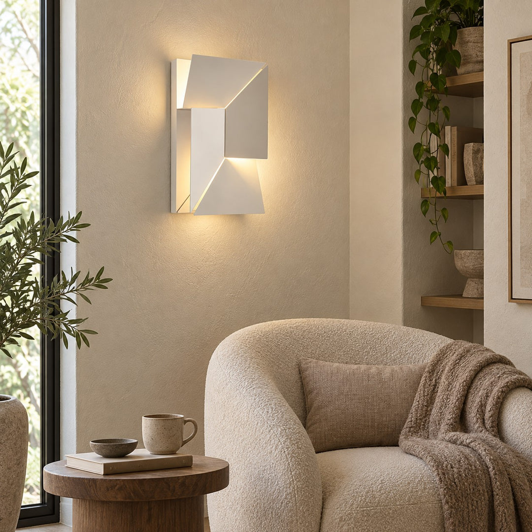 Wall Shadows Wall Lamp