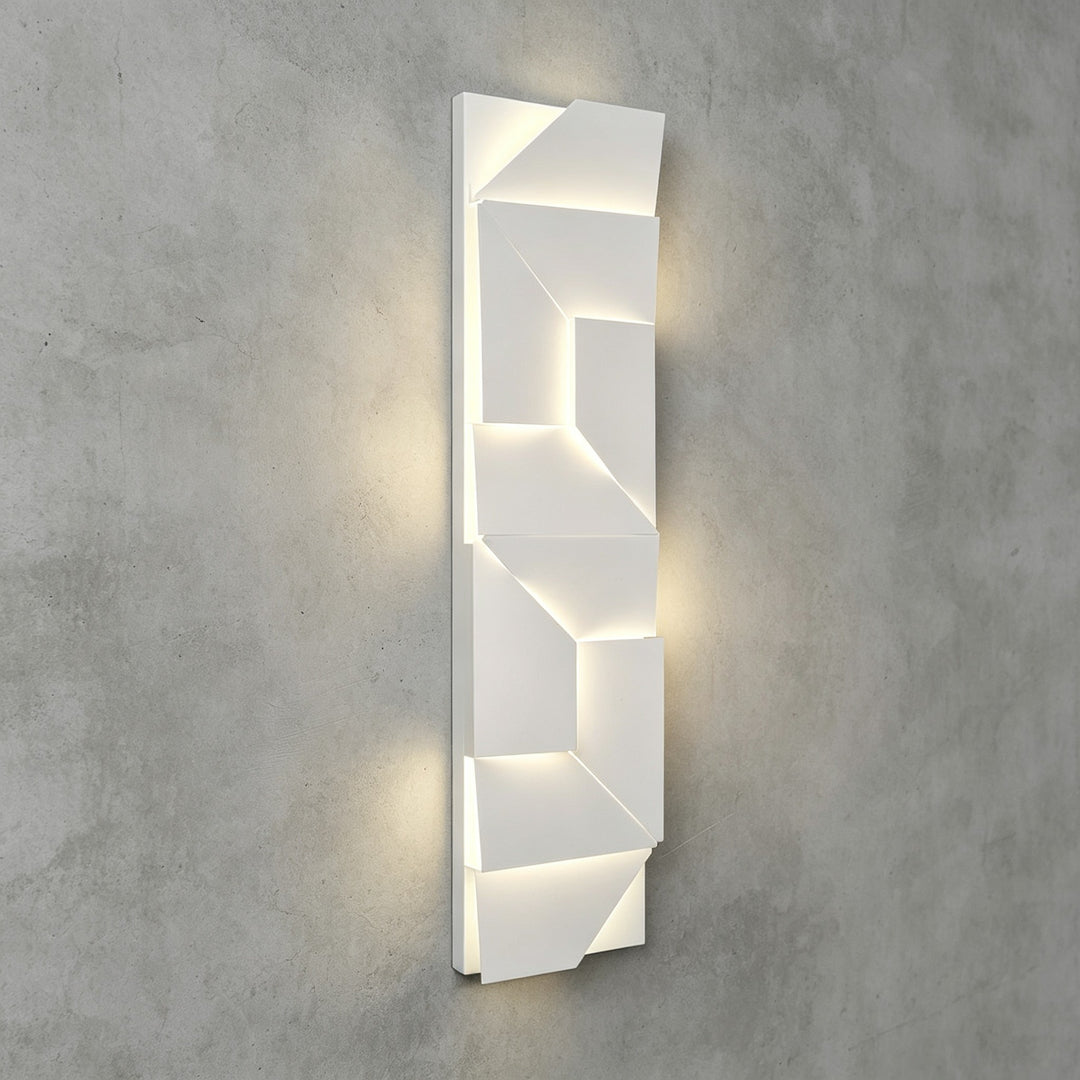 Wall Shadows Wall Lamp