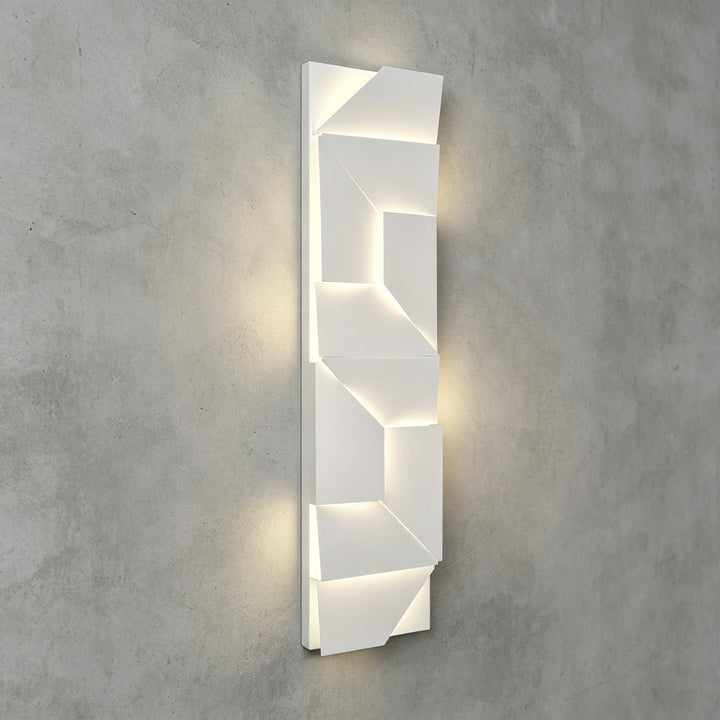Wall Shadows Wall Lamp