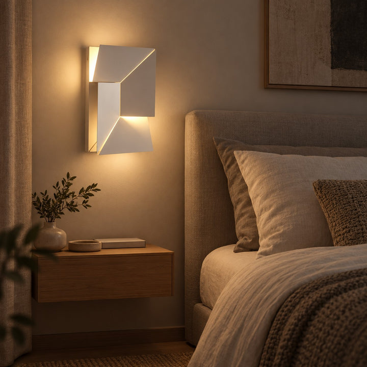 Wall Shadows Wall Lamp