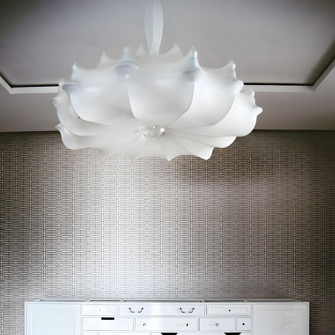 White Ghost Zeppelin Pendant Lamp | Vinlighting | Vinlighting