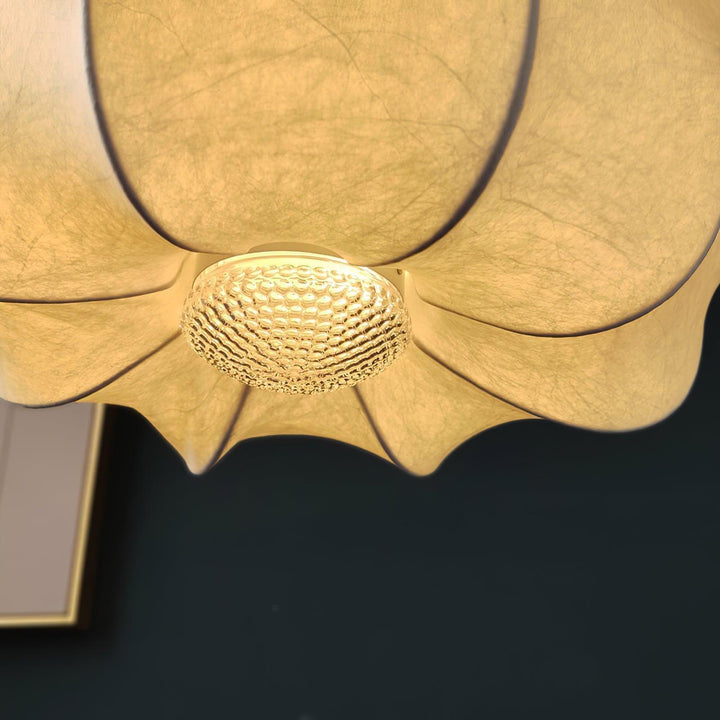 White Ghost Zeppelin Pendant Lamp | Vinlighting | Vinlighting