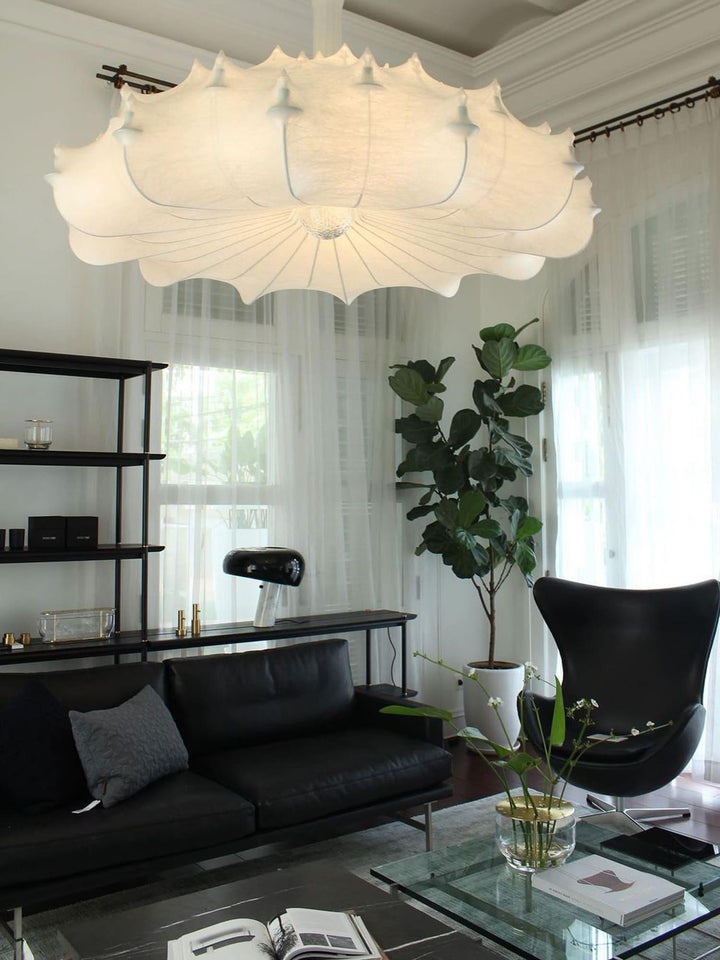 White Ghost Zeppelin Pendant Lamp | Vinlighting | Vinlighting