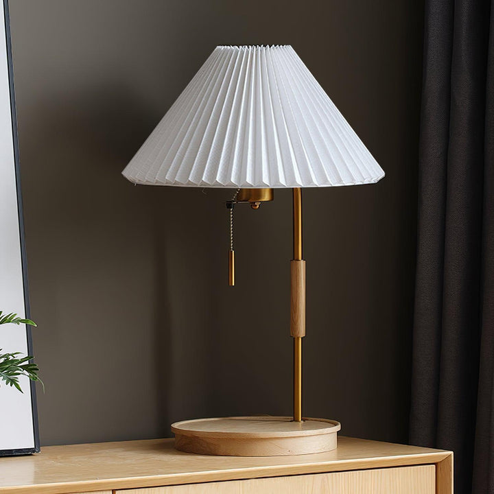 Wooden Retro Table Lamp – Walnut & White | Vinlighting | Vinlighting | Vinlighting
