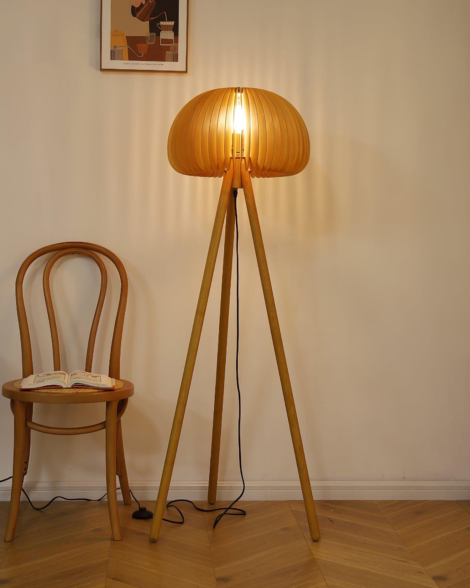 Wooden Pumpkin Floor Lamp - Vinlighting