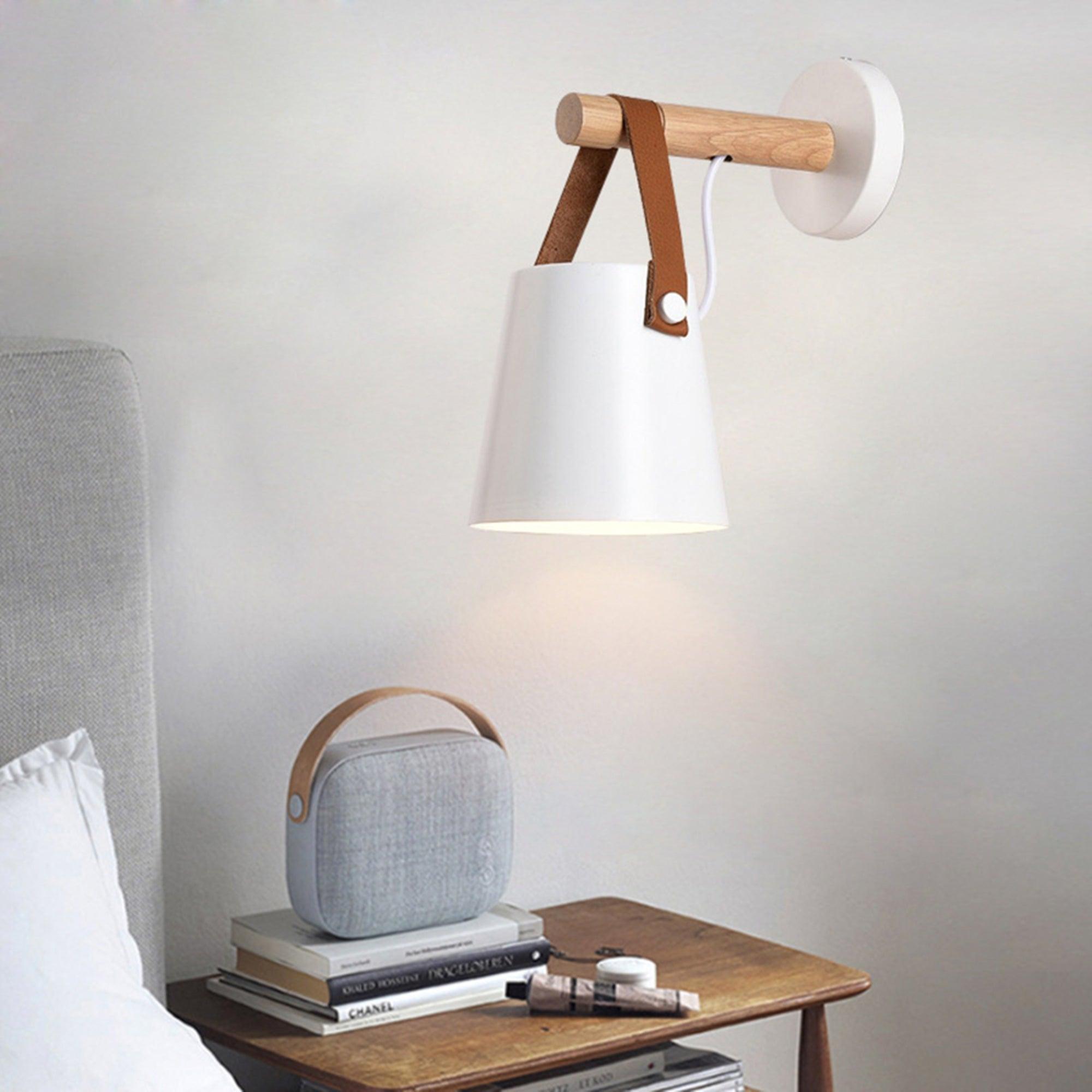 Wooden Stake Wall Light - Vinlighting