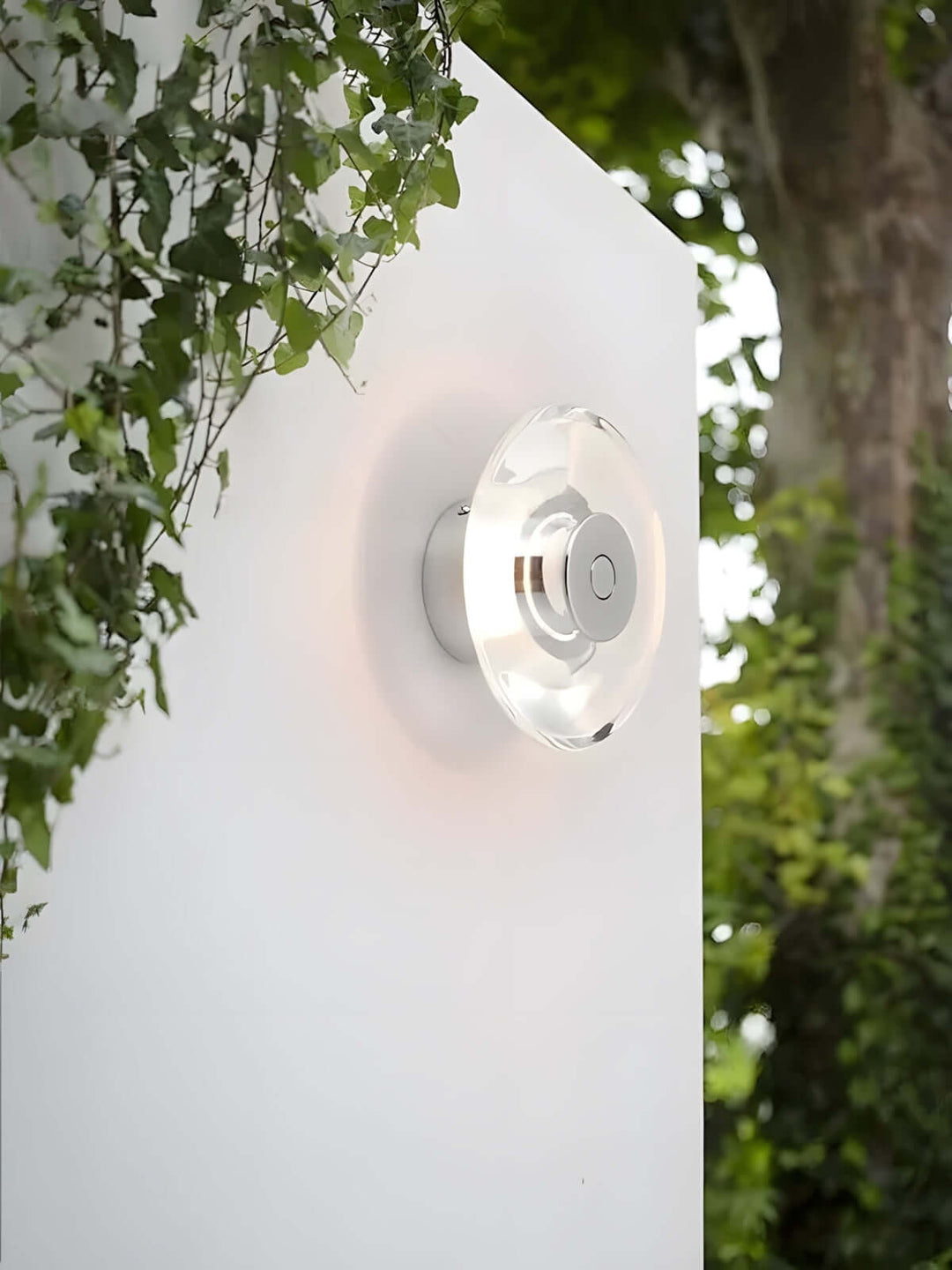 Xelune Wall Sconce – Italian Minimalist Creative Round Crystal