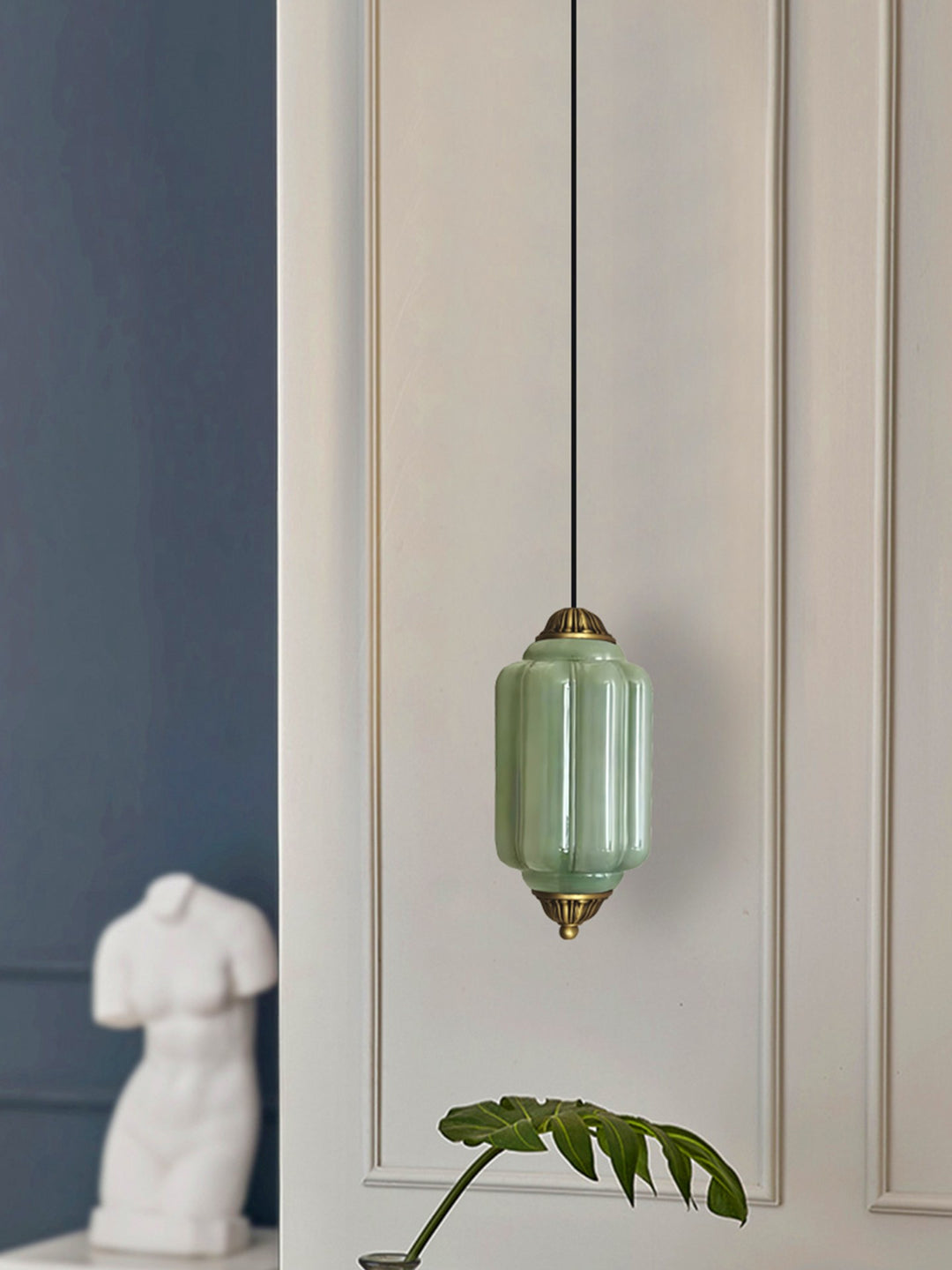 Zelvion Glass Pendant Lamp