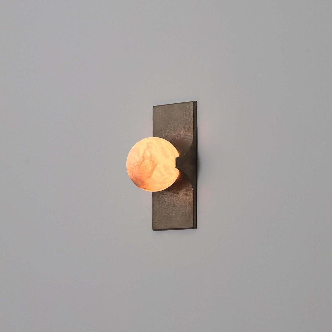Zonvilo Wall Sconce | Italian Alabaster Unique Lighting