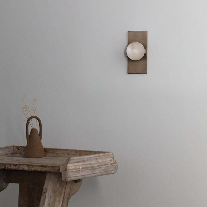 Zonvilo Wall Sconce | Italian Alabaster Unique Lighting