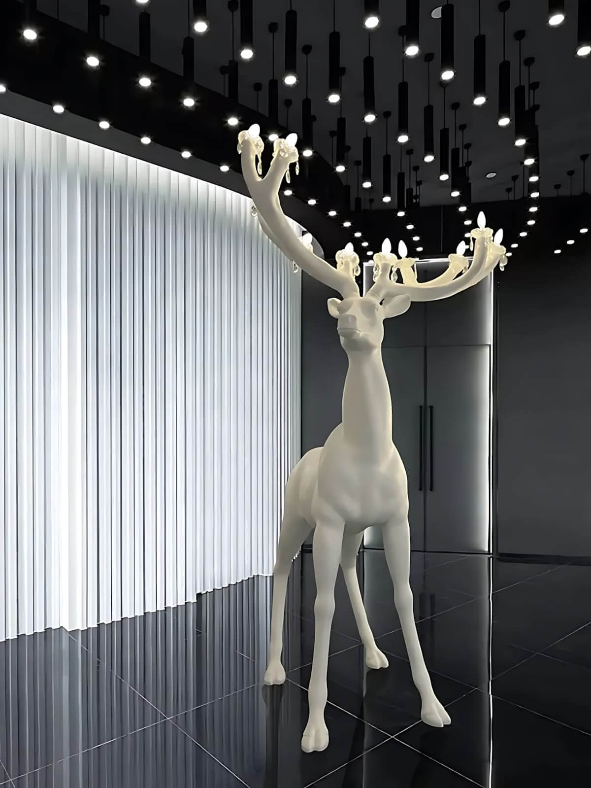 Zylarin Resin Floor Lamp – Creative Sika Deer Resin Sculpture