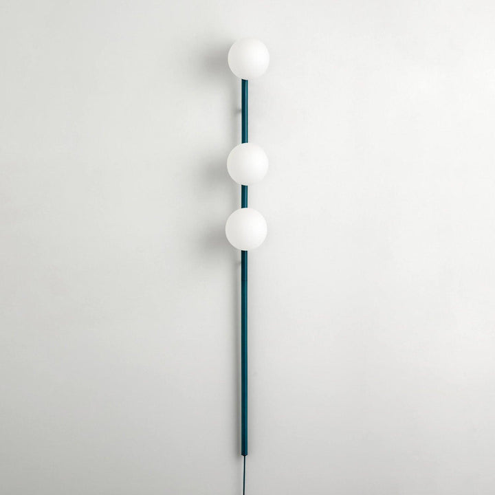 Zyvra Wall Lamp