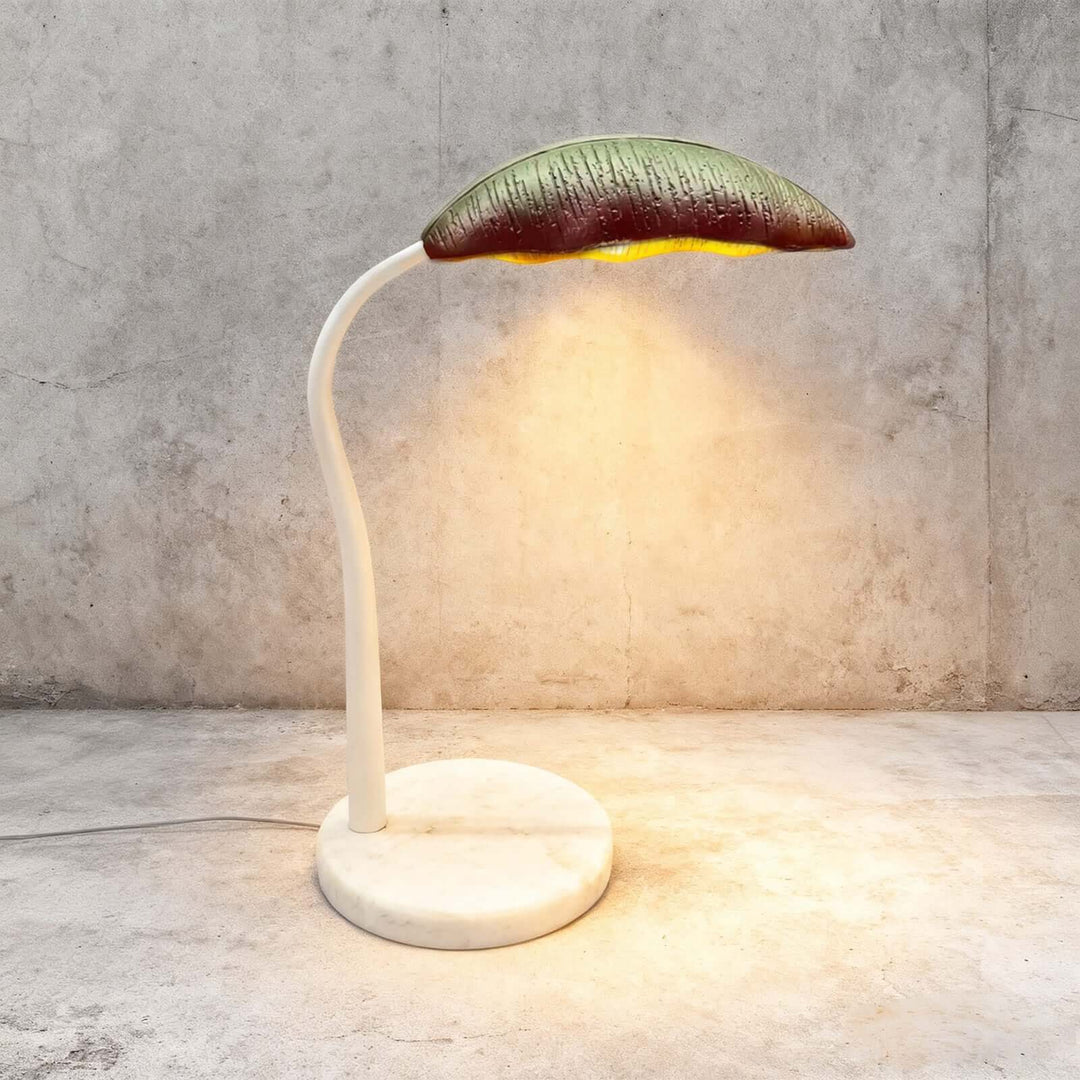 Luvomi Resin Sculpture Table Lamp – Artistic Decorative Light