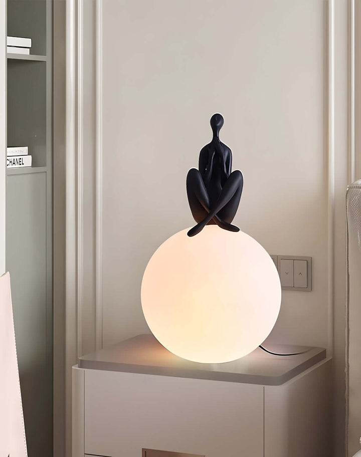 Aumir Sculptural Table Lamp – Nordic Creative Art Decor