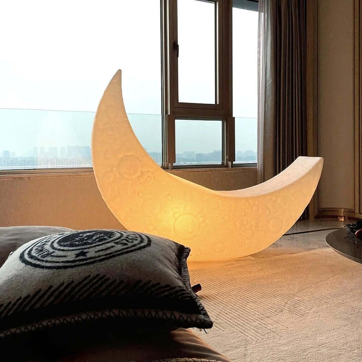 Aurni Moon Floor Lamp – Crescent Moon Creative Sculptural Lamp