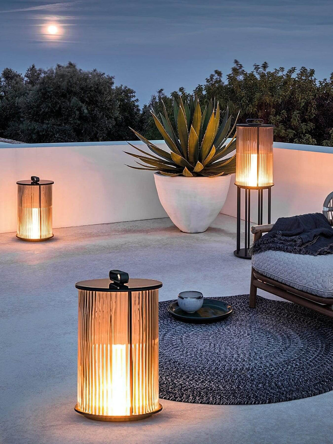 Beyoro Outdoor Garden Lamp – Retro Waterproof Lawn Light