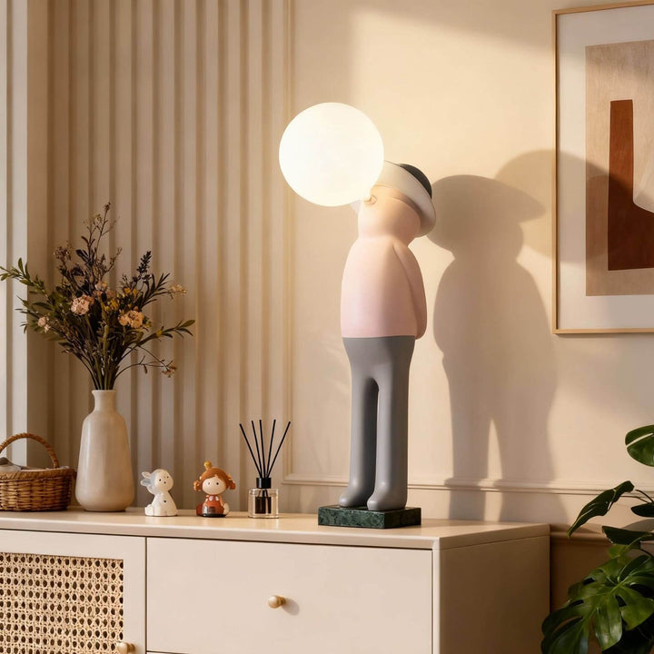 Molunu Sculptural Table Lamp – Interesting Cream Table Light