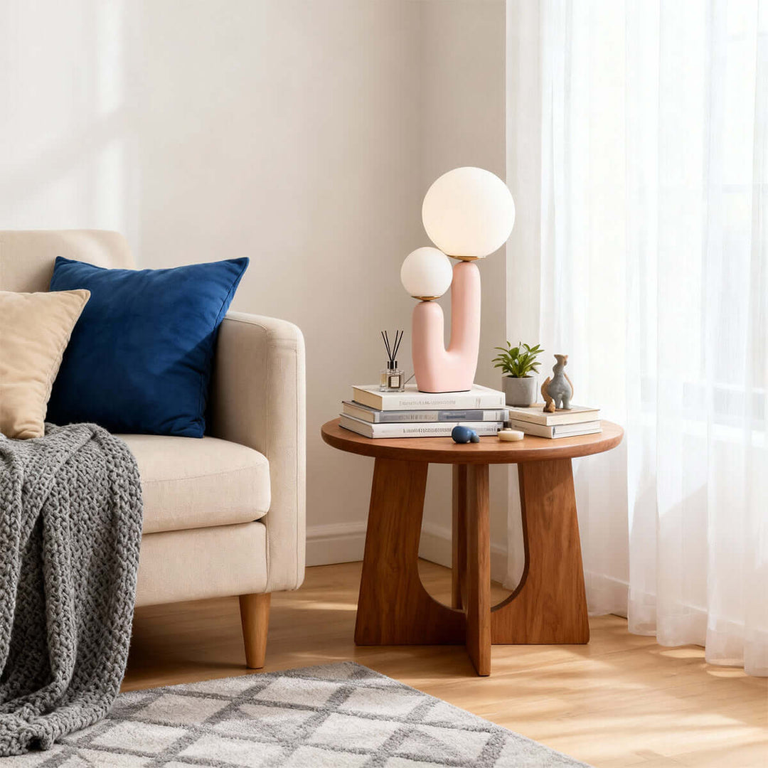 Oo Smooth Table Lamp