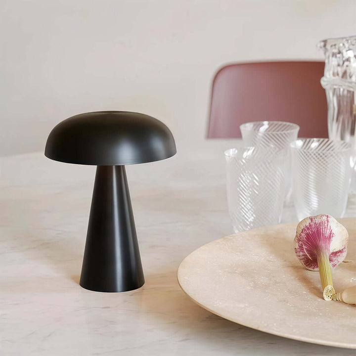 Diluvo Table Light – Simple & Creative Mushroom Lighting