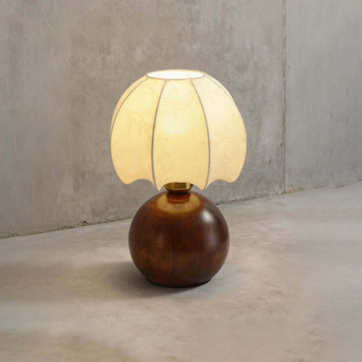 Heravi Table Lamp – French Retro Fabric Lamp for Living Room