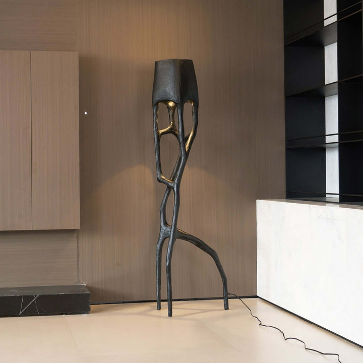 Kairo Sculpture Floor Lamp – Creative Art Sculpture Decorations