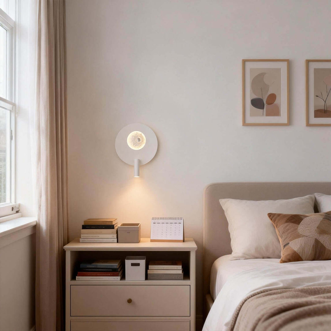 Kavon Wall Light - Modern Minimalist Creative Art Sconce