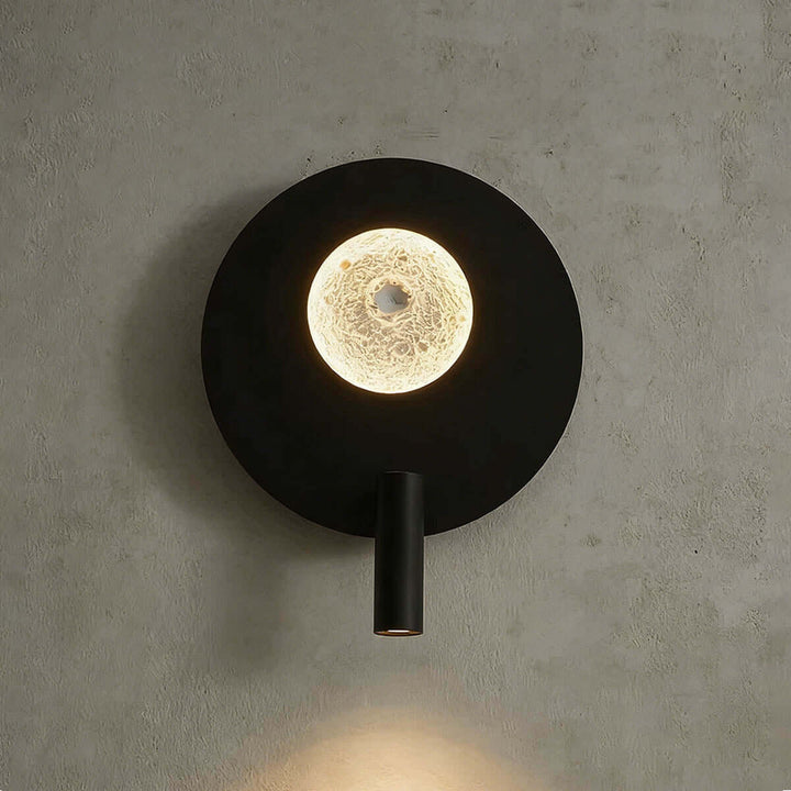 Kavon Wall Light - Modern Minimalist Creative Art Sconce