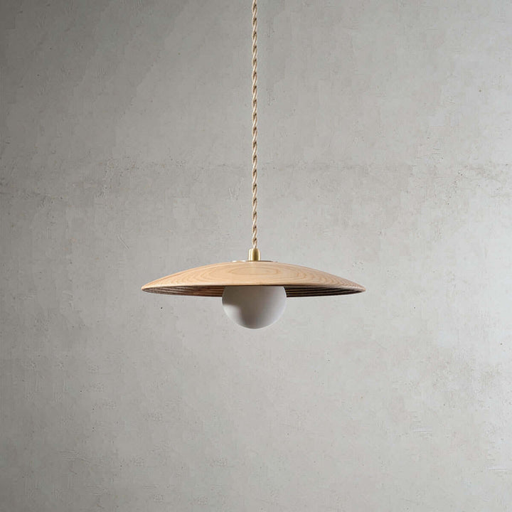 Kemiro Pendant Light