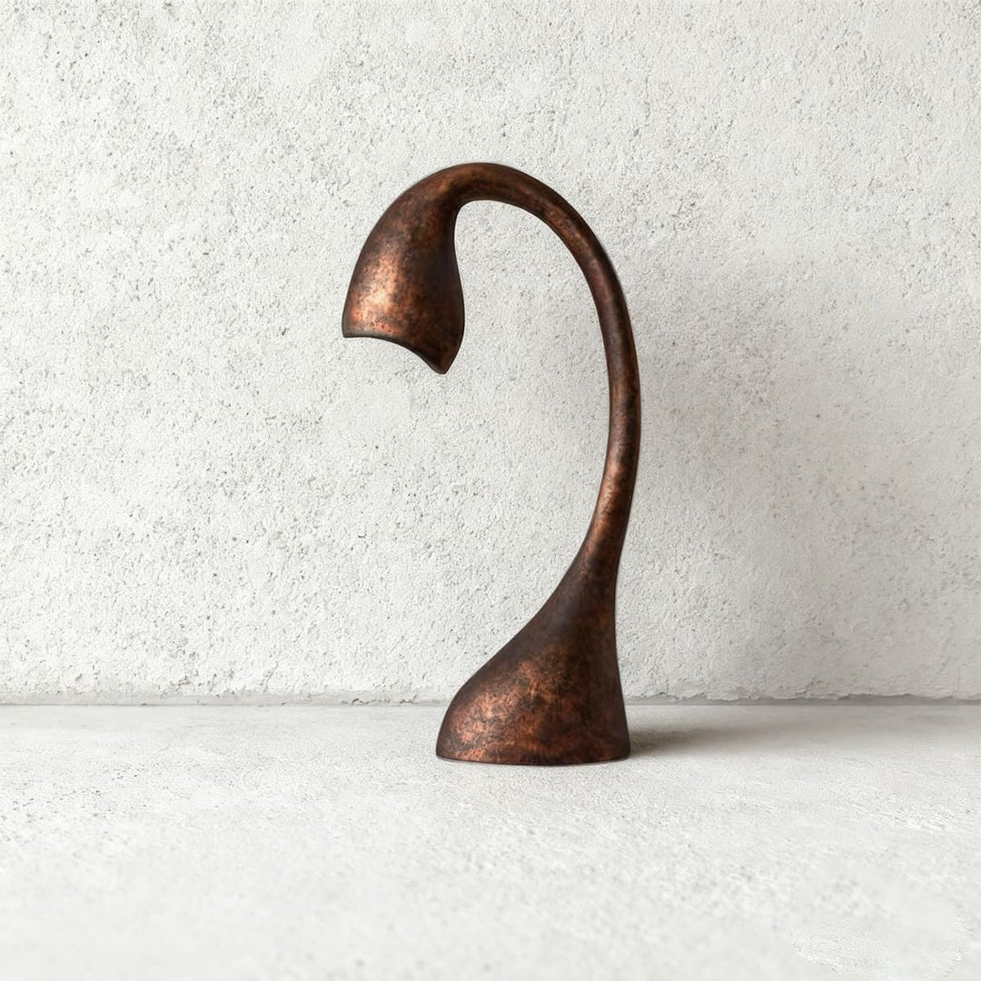 Lirno Sculptural Table Lamp – Creative Art Resin Sculpture